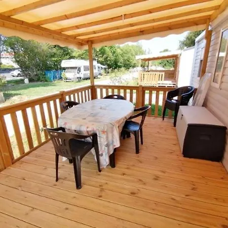 Mobil-Home Neuf 6 Personnes Reservation Du Samedi Au Samedi En Juillet Et Aout Urt Exterior photo