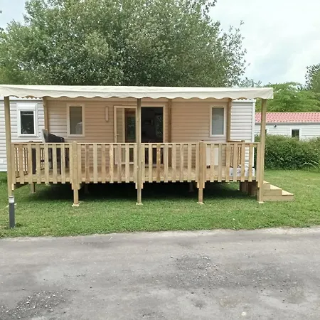 Mobil-Home Neuf 6 Personnes Reservation Du Samedi Au Samedi En Juillet Et Aout Urt Exterior photo